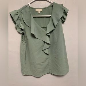 Monteau Sage Green Lightweight Top Size Medium